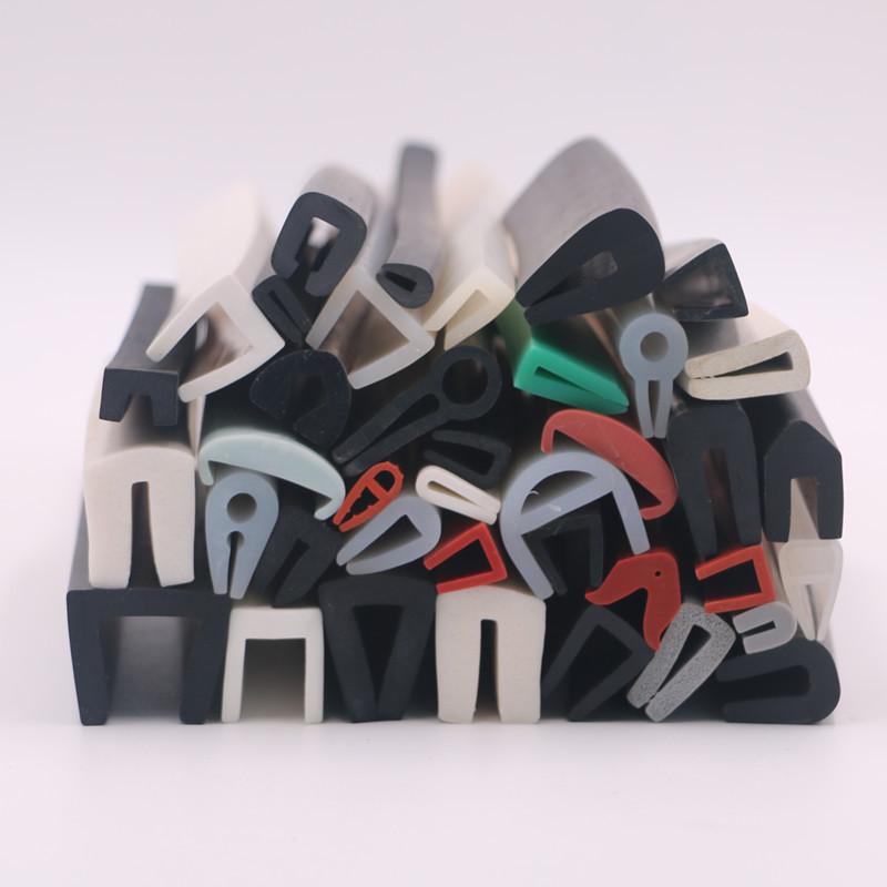 機櫃密封條塌陷（xiàn），IP等級下降？成人羞羞视频在线观看网站高回彈發泡矽（guī）膠密封條，10萬次壓縮循環（huán）後回彈率＞95%！